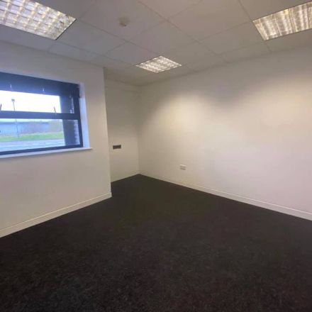 Office in Ebbw Vale - photo 4